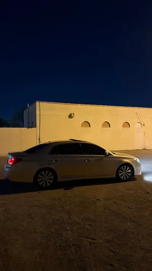تيوتا افلون موتر نظيف وجاهز للاستخدام