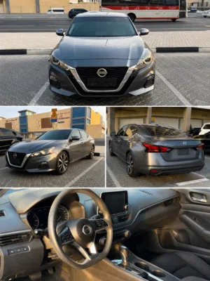 Used Nissan Altima in Sharjah