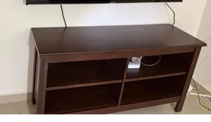 طااولة من ايكيا مستعملة