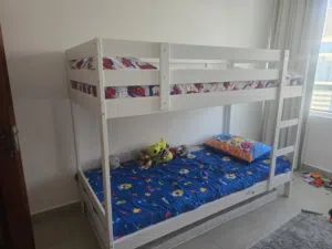 Bunk bed and Single bed