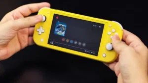 ننتندو سويتش لايت معدل مع 5000 لعبة متاحة للتنزيل Nintendo Switch Lite