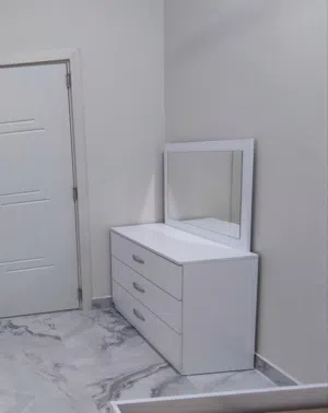Dressing White