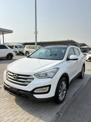 Hyundai Santa Fe GCC Model 2015 , Limited Full Option, in excellent condition 175,000 km