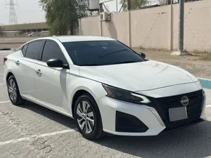 Used Nissan Altima in Al Ain