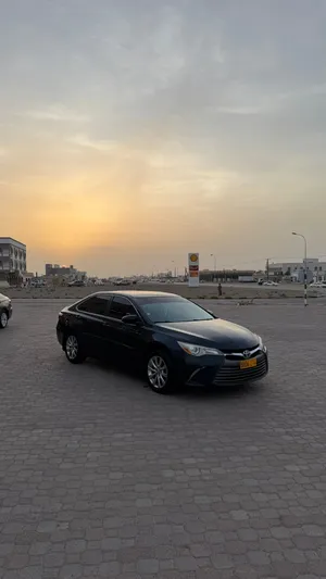 للبيع كامري موديل 2015 رقم واحد بصمه
