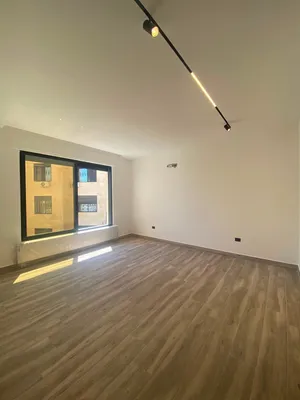 شقة طابق ثاني235م في ضاحية النخيل باطلالة رائعة