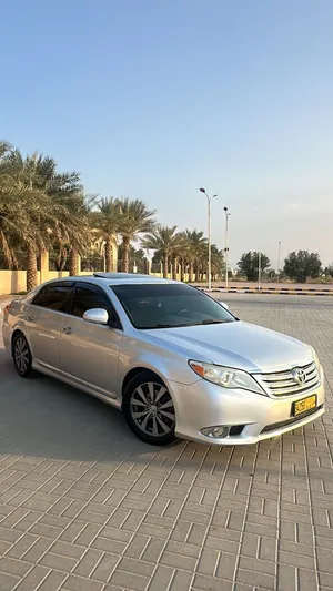 Used Toyota Avalon in Buraimi
