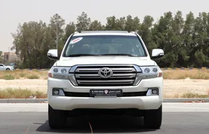 TOYOTA LAND CRUISER 2020 - GXR - ACCIDENTS FREE - GCC - PERFECT CONDITION INSIDE OUT V8 -4600