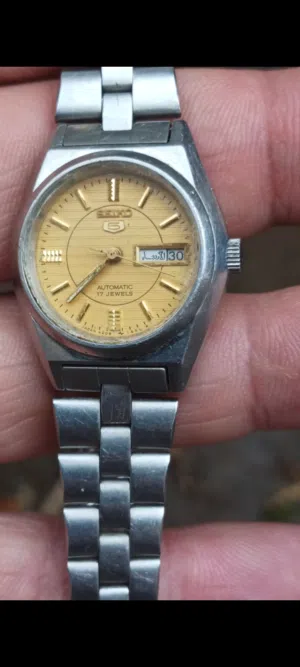 ساعة سيكو 5 نسائي فينتاج 1989 Seiko 5 4206-0462 اصلي نادر ساعة Seiko 5 نسائيه أصلي 100% محفوظة ومخب