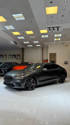 هيونداي جنيسيس مديل 2022 G70 V 6 3.3 سيارة في حالة مثالية