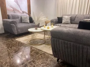 كورنر للبيع مستعجل 9 مقاعد لون رمادي خشب سويد قماشه مخمل لينون تركي ناعم