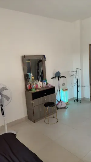شقة للبيع طابق ثالث كاش او اقساط