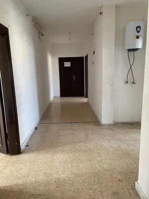 شقة للبيع بسعر مغري