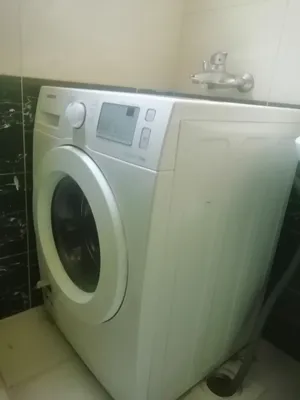 غسالة سامسونج 7.5 كيلو مستعمله بحاله جيده اتوماتيك