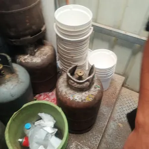 معدات مطعم بسعر عررررررررطه