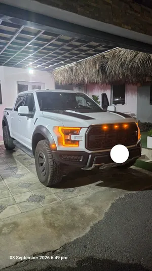 Ford F150 Raptor 4doors 3.5Echo boost 6Celender Twin Turbo Very clean Full option Like Brand New
