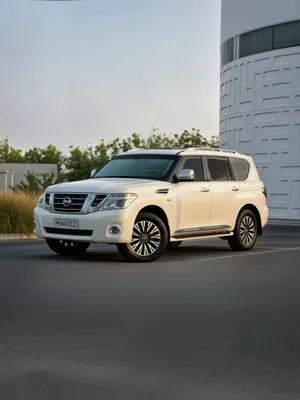 نيسان باترول Nissan Patrol 2016 Platinum صبغ الوكالة