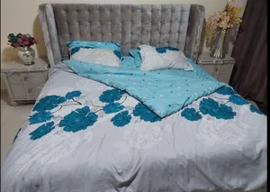 Used Bed king size with mattress