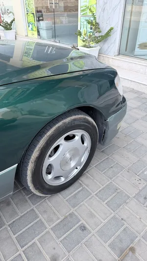 لكزس 2000 بيع او بدل بـ لكزس ارنوب