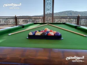 طاولة بلياردو مميزة بحجم 7 قدم الأبعاد: (213 × 120 سم)