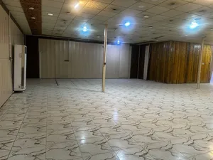 طابق تجاري الايجار في الحكيمية يصبح للشركات و المكاتب الرسمية و العيادات و صالات العرض موقع مميز
