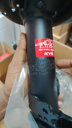 للبيع جانبينات KYB اصليه