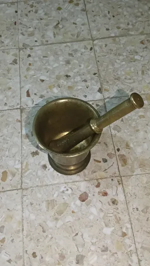 هون ،قطعه اثريه قديمه يتجاوز عمرها 170عاما
