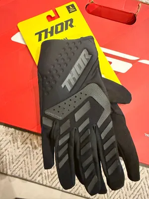 THOR off-road gloves