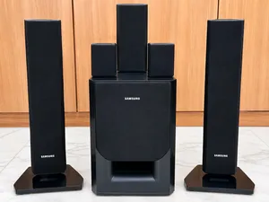 Samsung 5.1 home theater speaker set for sale. Asking price 600.sar