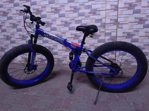 LAND ROVER GEYER BICYCLE BIG TIERS...
