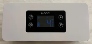ثلاجه صغيره لحفظ الانسولين والمونجارو ماركة cool ،طول 3س و عرض6س mini fridge ، استعمال خفيف insulin