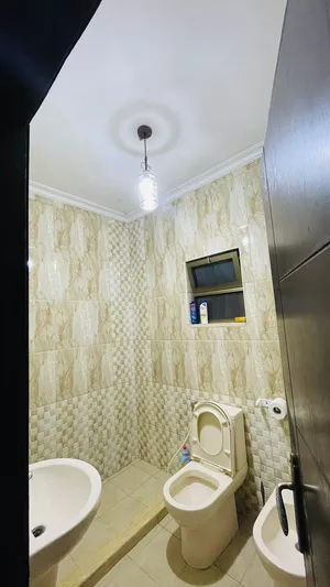 شقة طابق ارضي للبيع