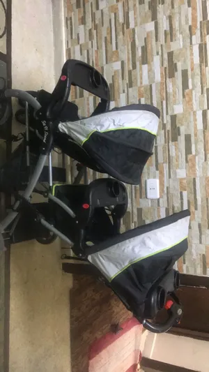 عرباية بيبي ترند ماركة بحالة ممتازة ونظيفة وثقيلة مافيها ولا مشكلة