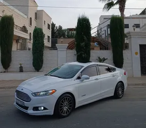 فورد فيوجن فل كامل بحال الوكاله مع جنط وكوشوك وكاله غرفه نضيفه كراسي كهربا دهان نضيف ترخيص طويل