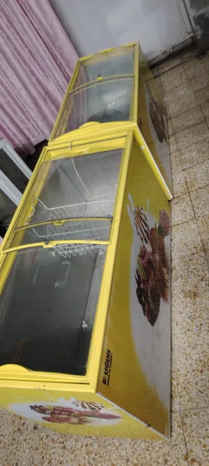 مجمدات عدد 2 نوعيه ايكور تركيا شرط شغل وتبريد نضيف جدا شراي يتصل
