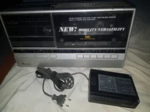 Mitsubishi video cassette recorder mode HS-700E Made in Japan  الباب معلق مش بيفتح لكن شغال