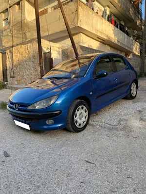 بيجو 206 موديل 2004 بحالة ممتازة للبيع
