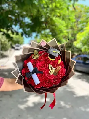 أجمل وأرقى وأفخم بوكيهات وباقات وبوكسات ورد الساتان الهاند ميد تتوفر لدينا سارعوا بالطلب والحجز
