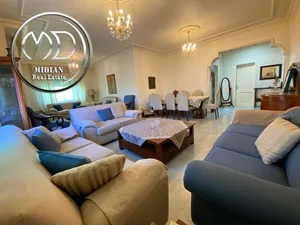 شقة للبيع تلاع العلي مساحة 195م طابق ثاني تشطيبات ديكورات سوبر ديلوكس بسعر مميز جداً