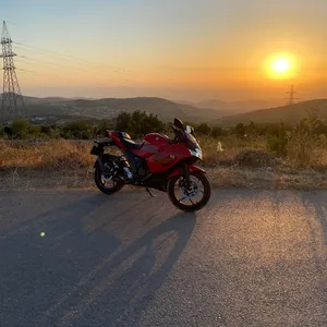 دراجة سوزوكي جكسر 150cc