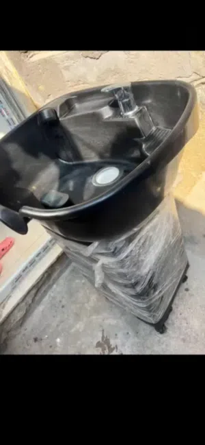 مغسله وميز للبيع