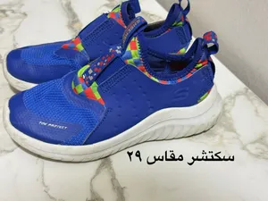 كوتشي شوز سكتشر وماركات تانيه