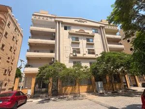 205 m2 3 Bedrooms Apartments for Sale in Cairo Fifth Settlement