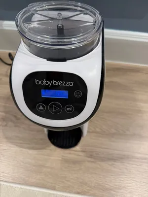 للبيع ماكينة بيبي بريزا (Baby Brezza)