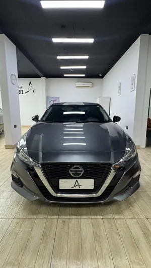 Used Nissan Altima in Muscat