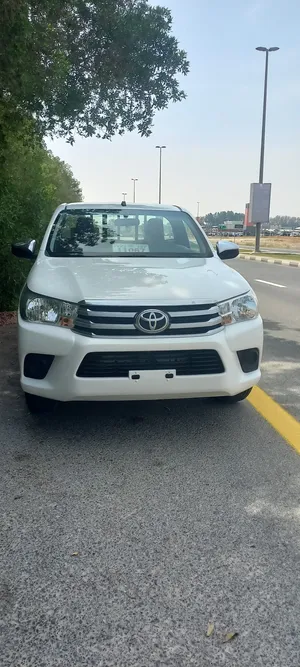 Used Toyota Hilux in Sharjah