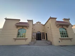 للبيع ڤيلا في راس الخيمه مدينة خليفه بن زايد