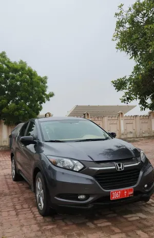 Sedan Honda in Dhofar