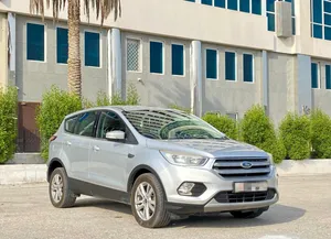 ford-escape-2019-fully-agency-service-well-maintained