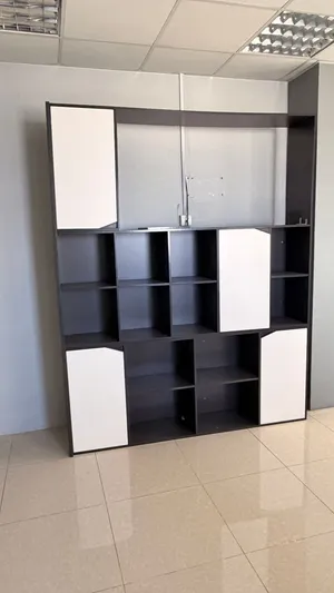 اثاث مكاتب موديلات فاخرة ونظيفة جدا